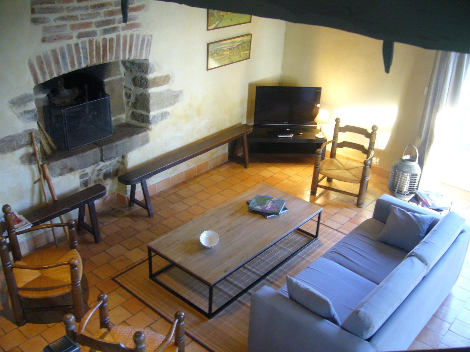 Maison D'Hotes Les Escures Acigne Екстер'єр фото